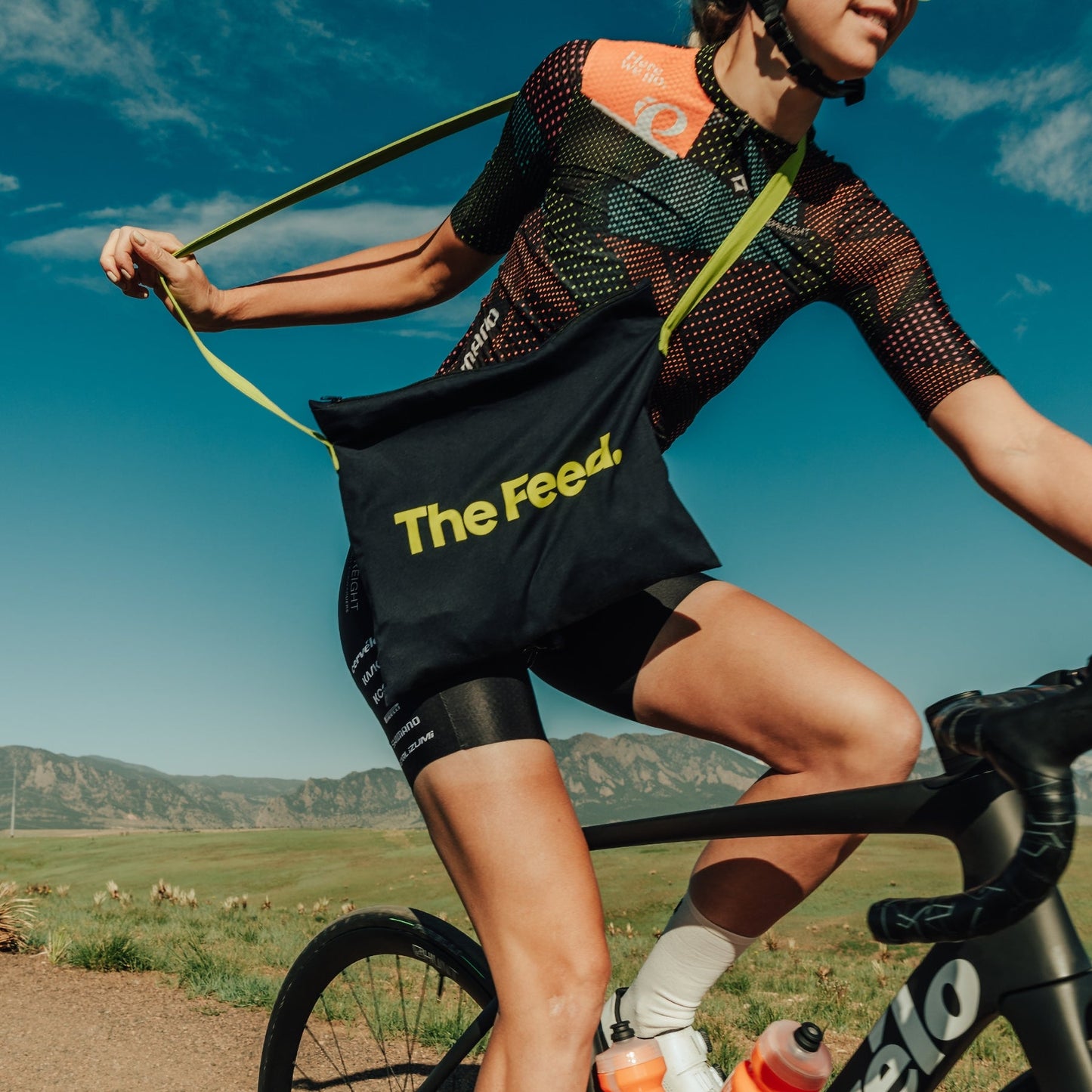 The Feed Musette Bag